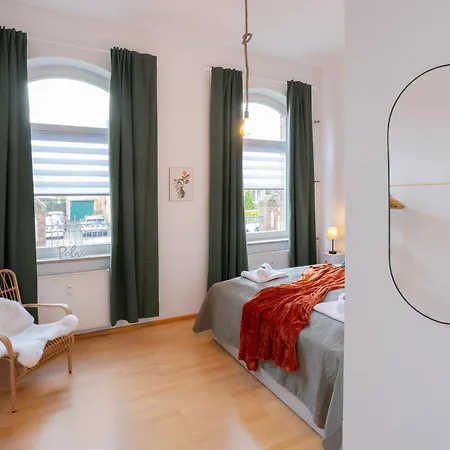 Stilvoll & Historisch I Kingbetten+kueche+parkplatz Apartamento *