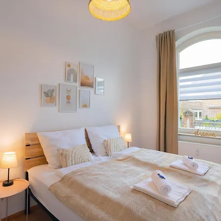 Stilvoll & Historisch I Kingbetten+kueche+parkplatz Apartamento *