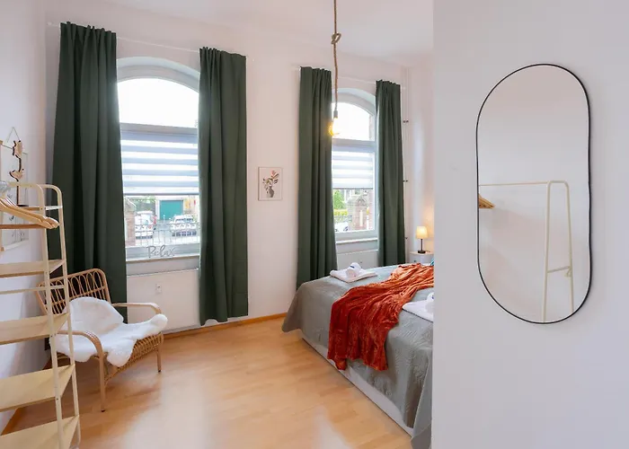 Stilvoll & Historisch I Kingbetten+kueche+parkplatz Appartement *