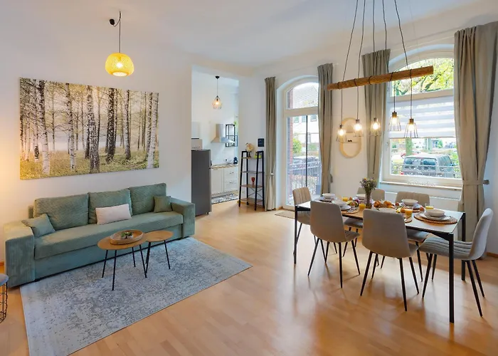 Stilvoll & Historisch I Kingbetten+kueche+parkplatz Appartement *